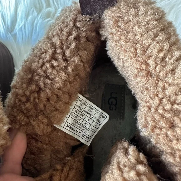 UGG Women's Funkarra Cabin Cuff Boots Chocolate Brown - Picture 6 of 6